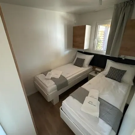 La Mobile * Biograd Na Moru